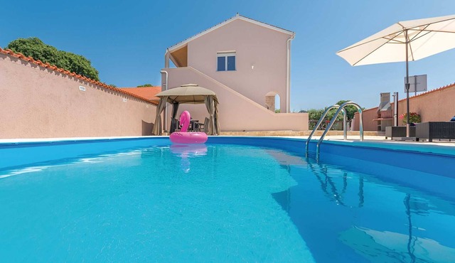 Elegant Villa Jure with private pool