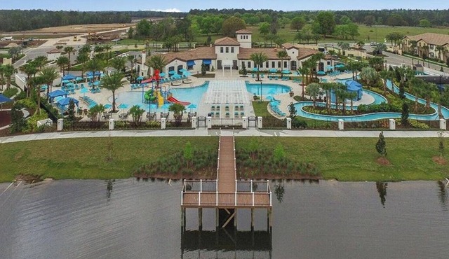 Elegant Villa W/private Pool/spa & Game Room!