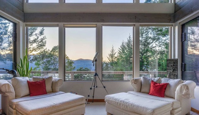 Elegant Water View, Walk to Moran State Park, Kayak, Trails, Rosario Resort, Minutes to Town