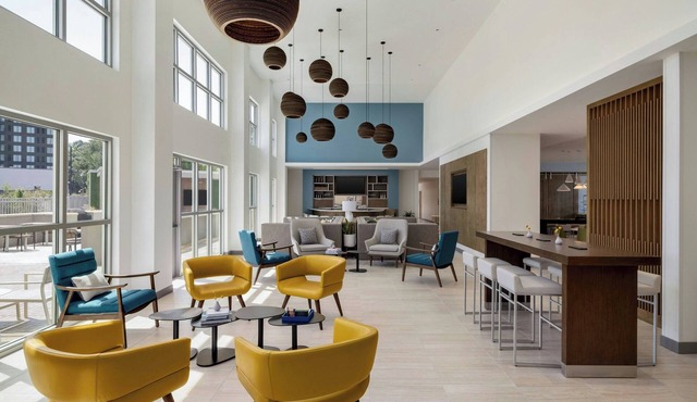 Element Charleston Airport