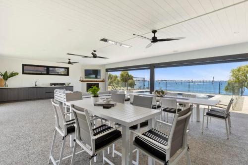 Elements on the Waters Edge, Yarrawonga