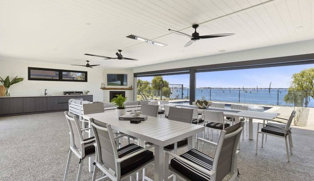 Elements on Waters Edge, Woodlands Estate Yarrawonga