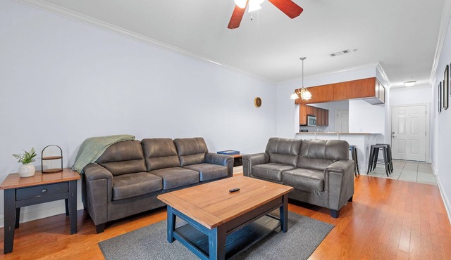 Elephant’s Den | 2BR Condo 3.2 mi from Campus – Perfect for Game Day!