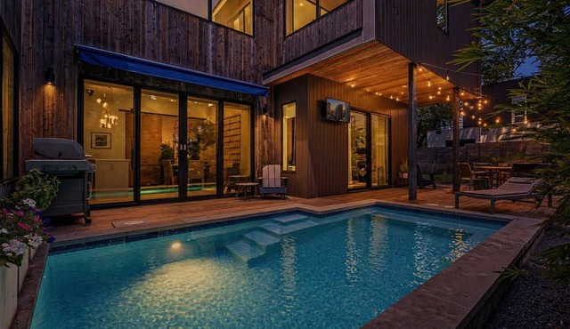 Elevated Luxury + Two Pools - Chelsea Oak Combo!