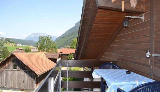 Elfe Apartments Studio for 2 adults, balcony with lake and mountain view