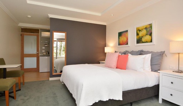 Elfin Hill Vineyard Accommodation