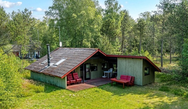 "Elfrieda" - 1.6km from the sea by Interhome