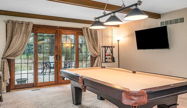 Elgin Rental- Greenridge Dr