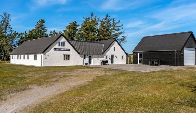 "Elisa" - 1.2km from the sea by Interhome