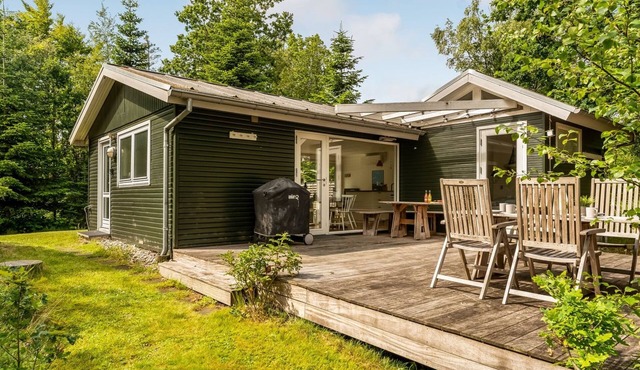 "Elisabete" - 200m to the fjord by Interhome