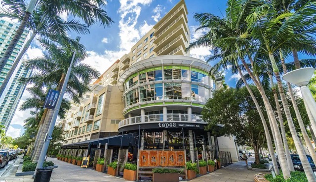 Elite 1BD/1BTH in Miami W/FREE PARKING!