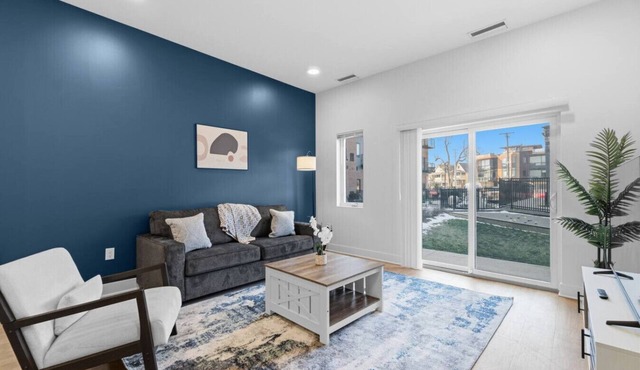 Elite 1BR Near UH & CWRU | Gym | Secured Parking