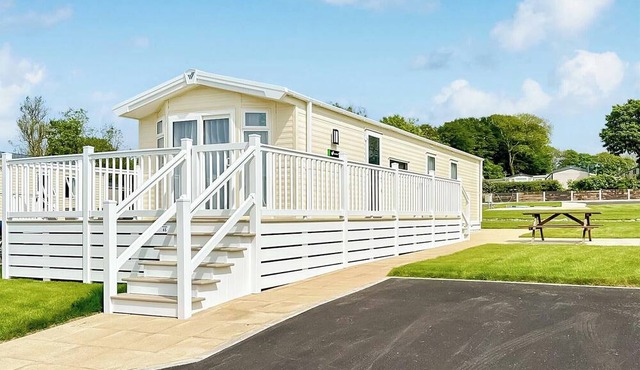 Elite 3 Bed with Decking