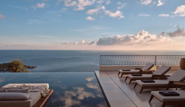 Eliterra Villa I, Timeless Serenity & Heated Pool