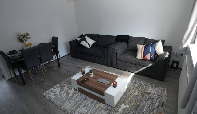 EliteStays I Luxury 3-Bed Home