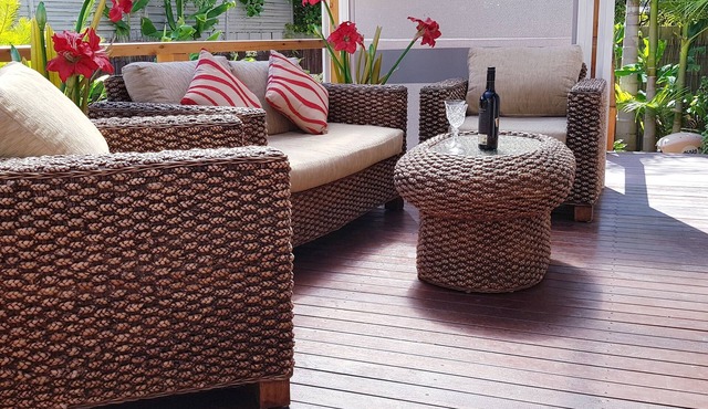 Eliza Stays" Getaway.