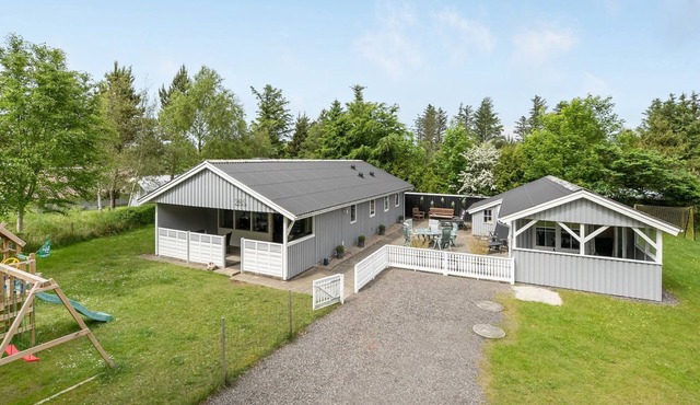 "Elizabeth" - 400m to the fjord by Interhome