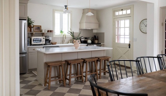 Elizabethtown Guest house|HOT TUB|SAUNA