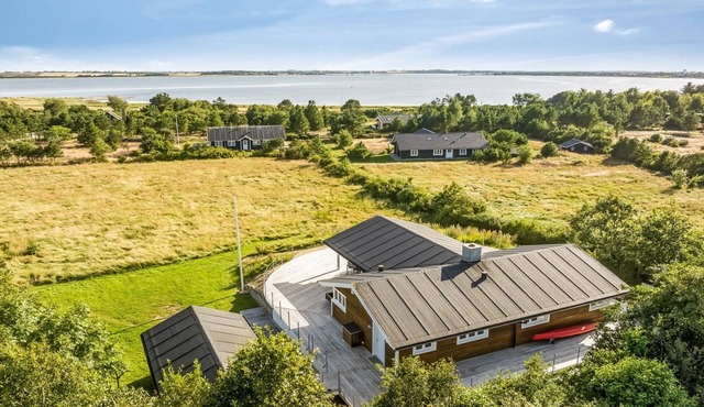 "Eljas" - 200m to the fjord by Interhome