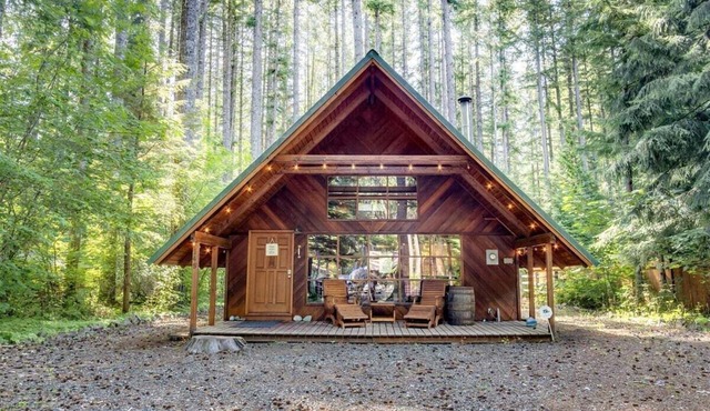 Elk Drop Inn | Wifi, Firepit, Smart TV