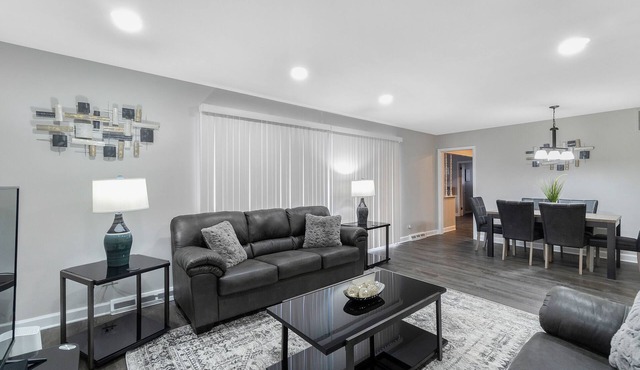 Elk Grove Village FHS Rental