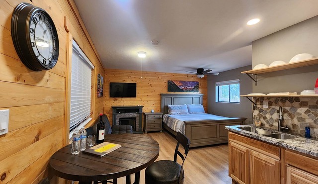 Elk Haven Cabins - Cabin 4