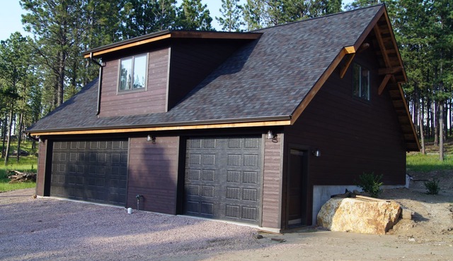 Elk Haven Vacation Cabins, Custer SD, The Blue Bird's Nest