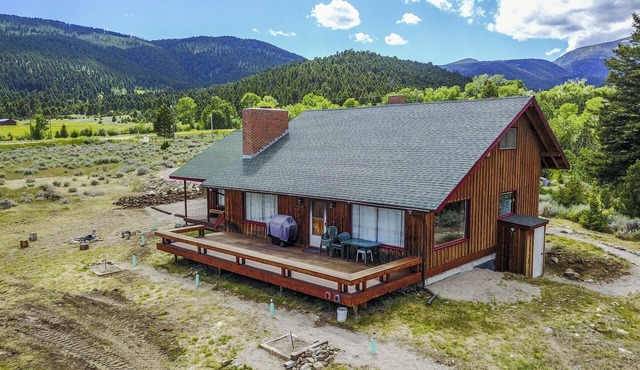 Elk Hills Haven Cabin