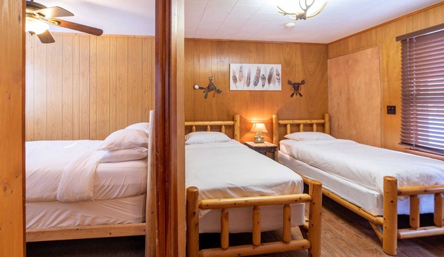 Elk Lodge at the Totem Lodges
