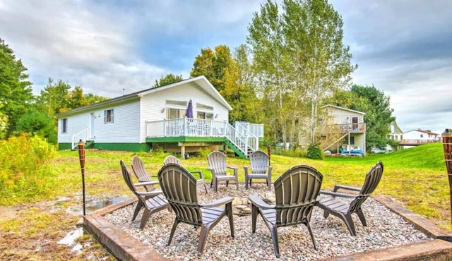Elk Mountain Lake House & Ski Lodge – 3BR/2BA Lake