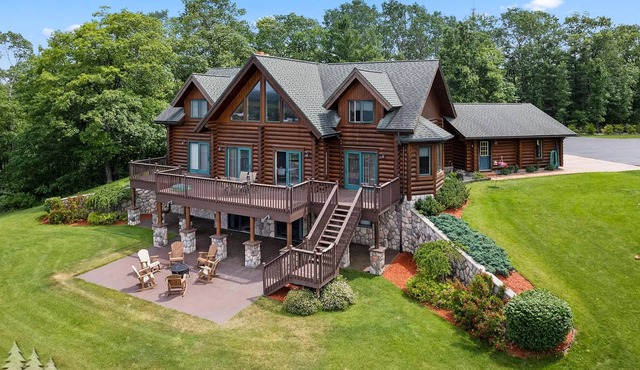 Elk Ridge Lodge! 1of2 Lodges Sleep60+ Great weddings/events/reunions and more!