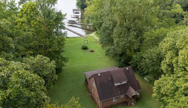 Elk River Retreat, in Rogersville AL