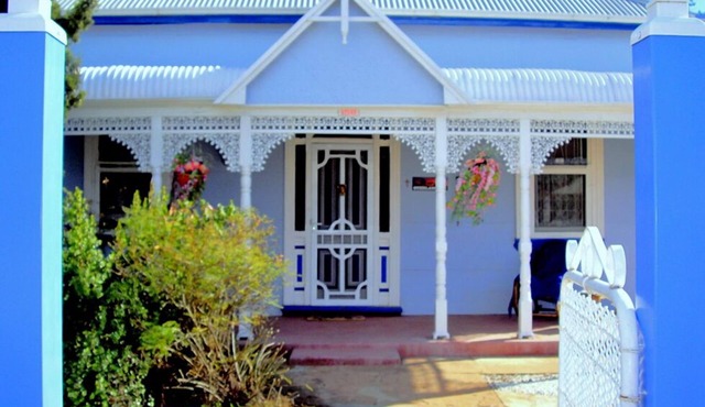 ELLA'S PLACE - CHARMING MINER'S HERITAGE COTTAGE