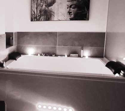 Elle & Lui en Jacuzzi