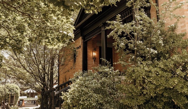 Ellerbeck Mansion Bed & Breakfast