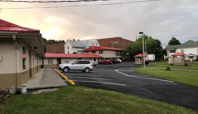 Ellijay Inn - Downtown Ellijay