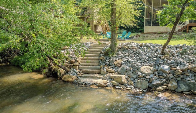 Ellijay Riverfront Escape: Game Room & Fire Pit