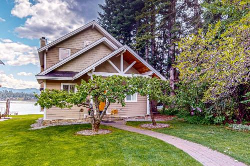 Ellisport Bay House (Main Home & Studio)