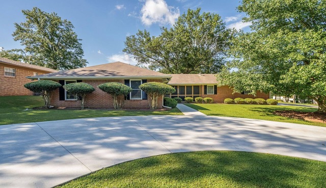 Ellsworth-Newly Remodeled 5BR