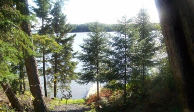 Elm Bay Cabin Rentals - Cottage #1