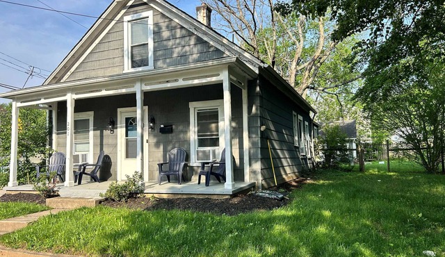 Elm Corner, 2 bedroom family house in Historic Loveland