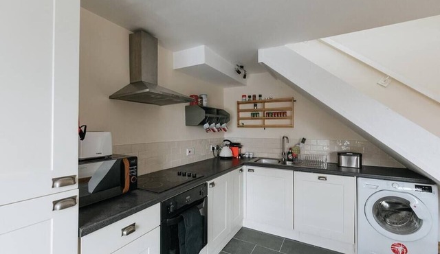 ELM HOUSE COTTAGE / WALKING BREAK IN OUR TWO BED ACCOMMODATION IN HIGH HESKET,