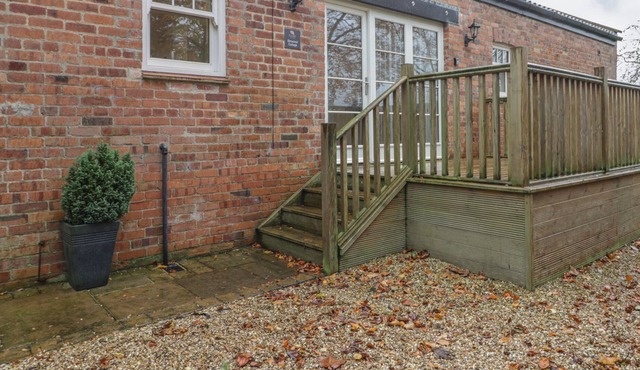 ELMWOOD COTTAGE, family friendly, with open fire in Great Ayton