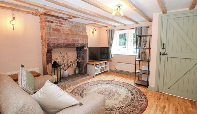 ELSIE'S ESCAPE, family friendly, with a garden in Cromford