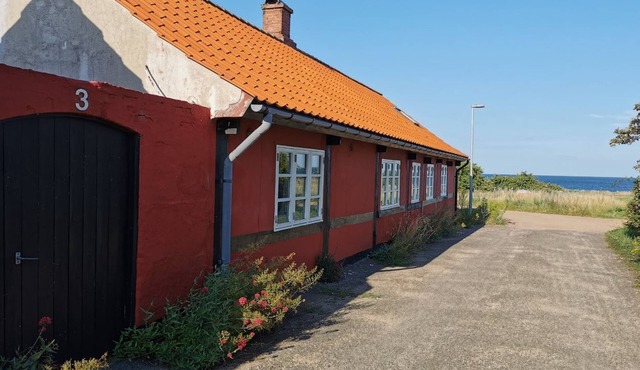 "Elvira" - 300m from the sea by Interhome