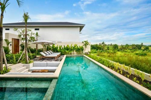 Elvira Cozy 4 BR Private Pool Villa ZN340