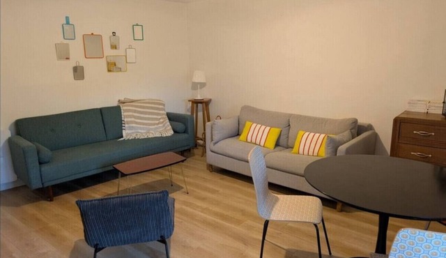 Elvira's Datcha - Country house in the green!