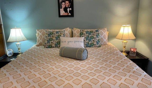 Elvis Presley Fan Room