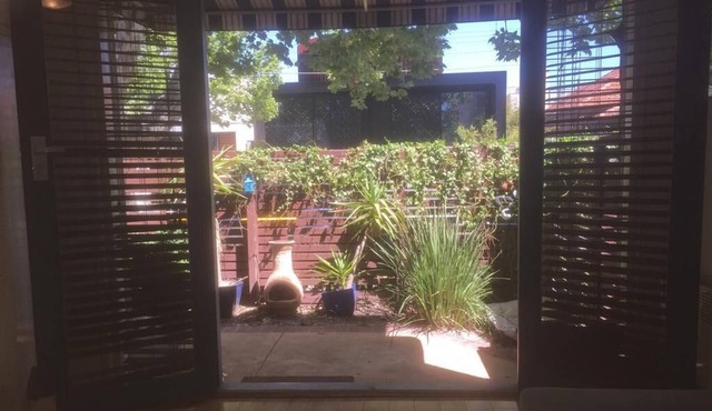 Elwood Holiday Apartment