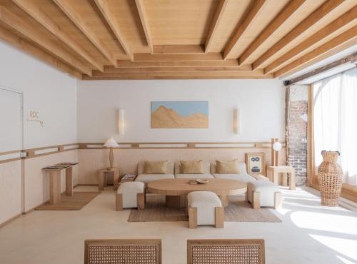 Elysée Montmartre Hotel